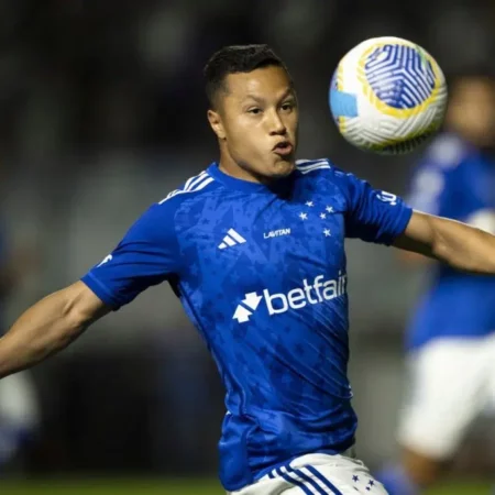 Cruzeiro enfrenta desafios para o jogo contra o Grêmio em Caxias do Sul