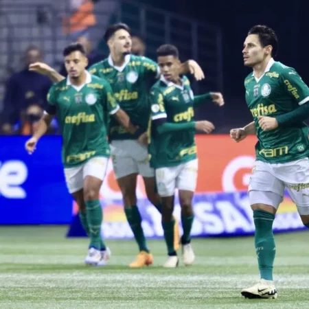 Palmeiras Supera Corinthians no Allianz Parque e Aproxima-se da Liderança do Brasileirão