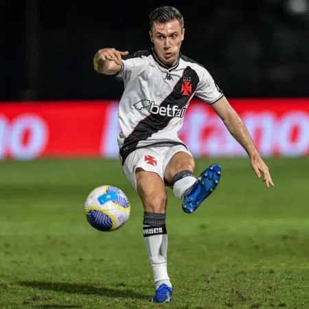 Lucas Piton Confirmado para o Clássico contra o Fluminense