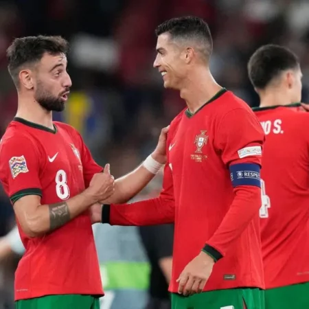 Portugal vira contra a Escócia com gol decisivo de CR7