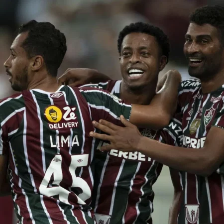 Fluminense supera São Paulo no Maracanã e escapa do Z4