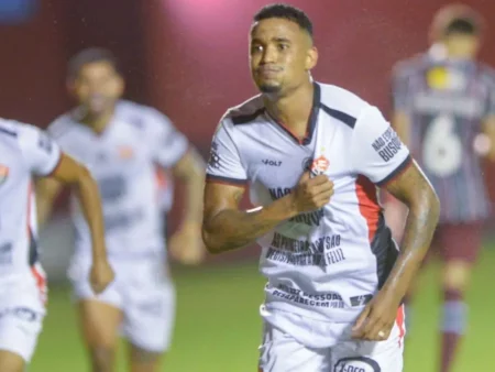 Vitória Supera Fluminense em Disputa Direta e Evita Zona de Rebaixamento